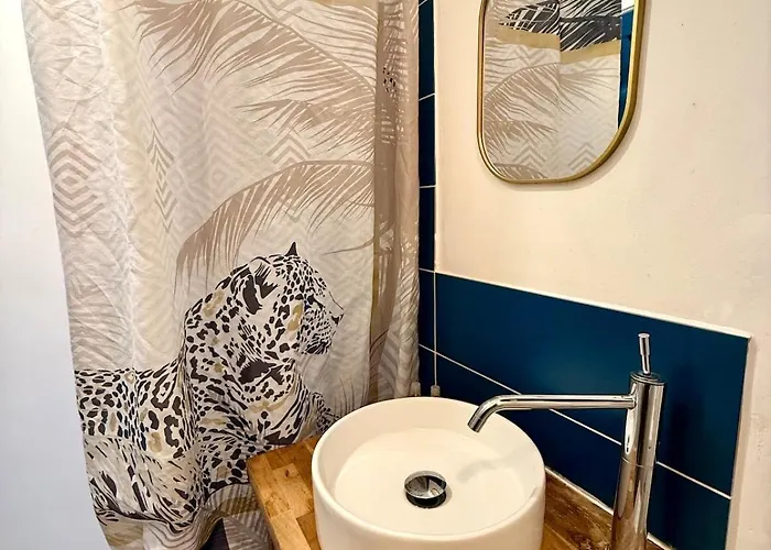 Stationnement Gratuit - Acces Independant 凯恩